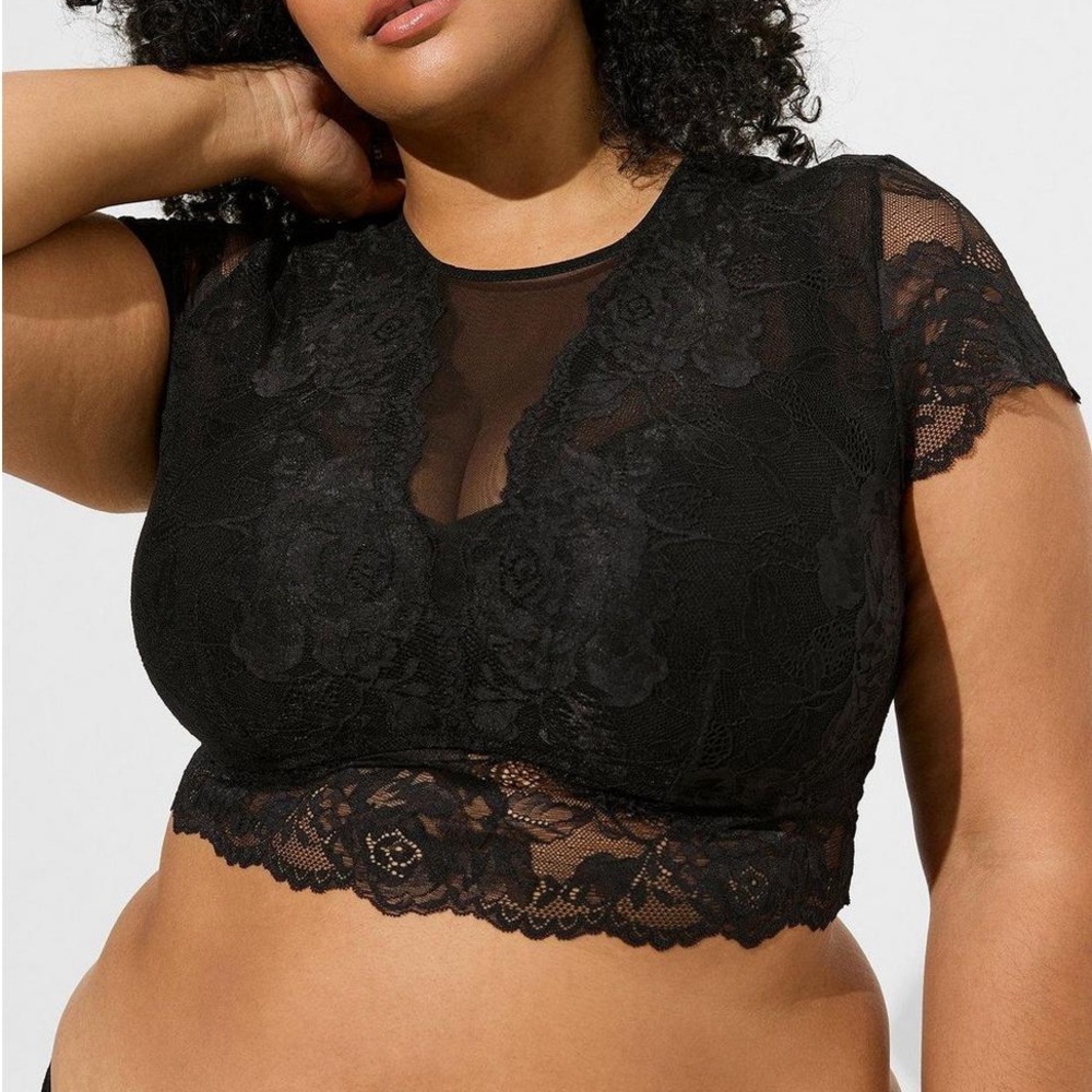 Torrid 2022 Floral Lace Intimate Crop Top